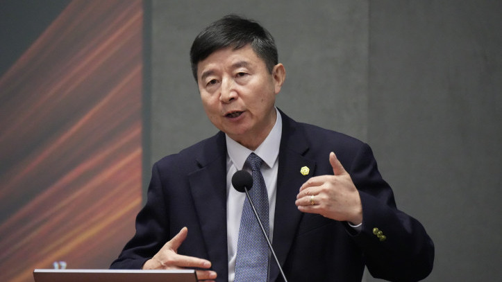 Professor Ni Jun