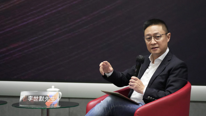 Mr Eric Li
